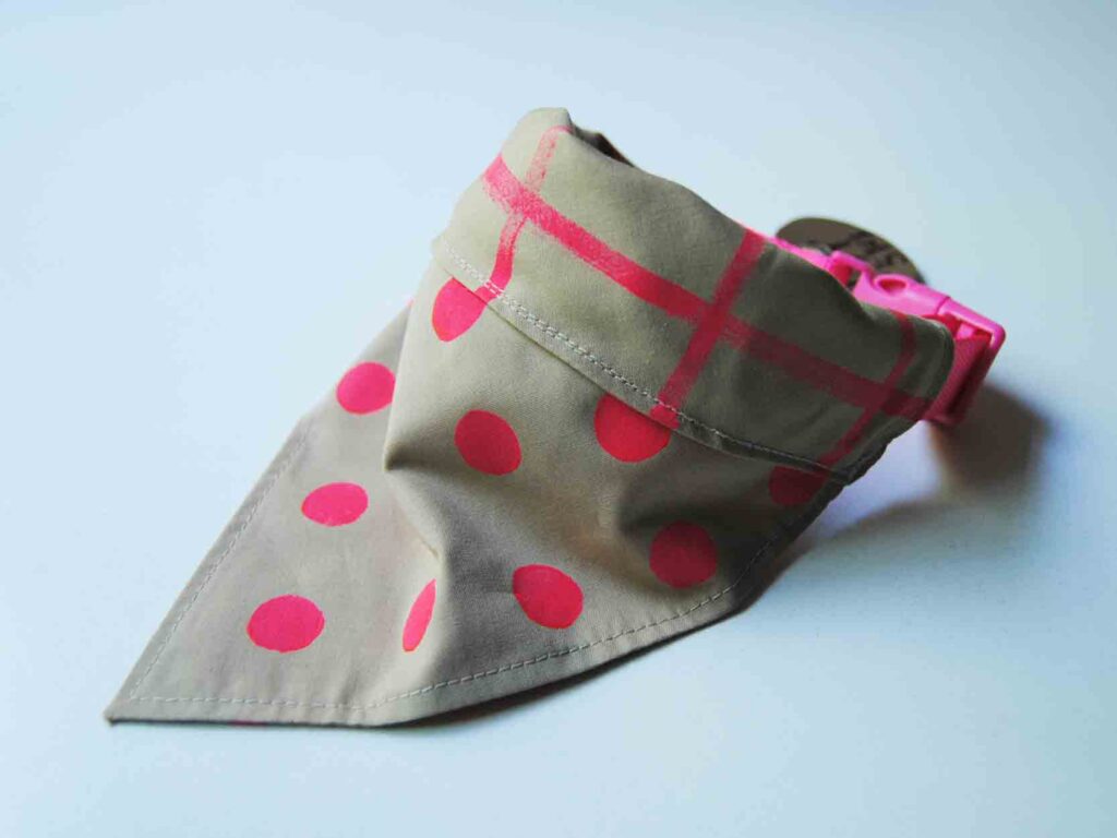 bandana-collar-perro-revrsible